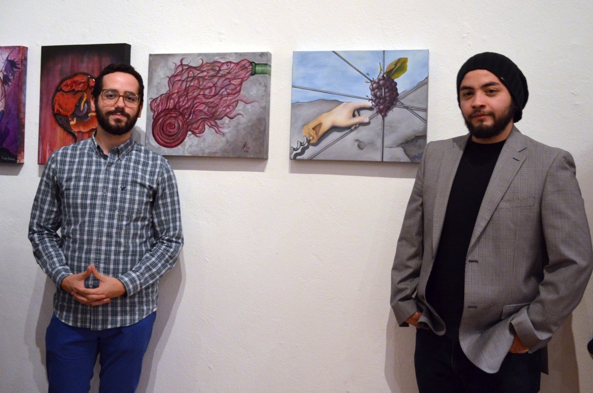 Alejadnro pinpon  y arturo montana del vino a la ilustracion  contenedor de vida expo2